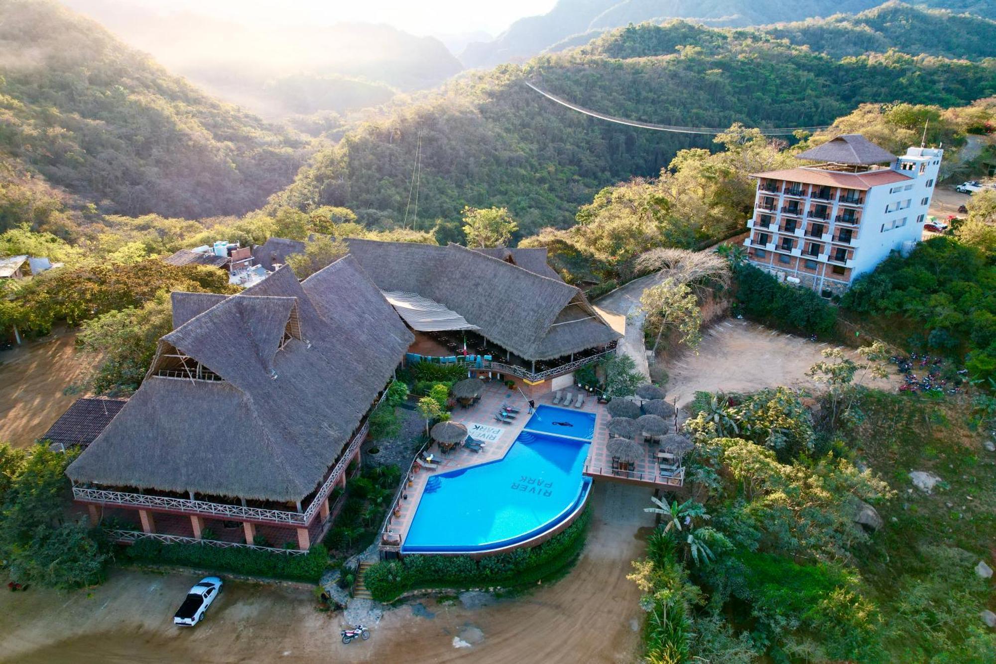 River Park Hotel Puerto Vallarta Exterior foto